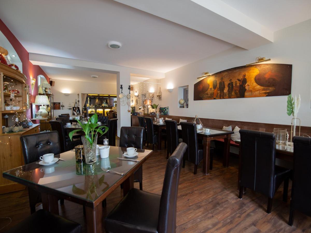 Hotel Zum Vetter Finsterwalde Ngoại thất bức ảnh