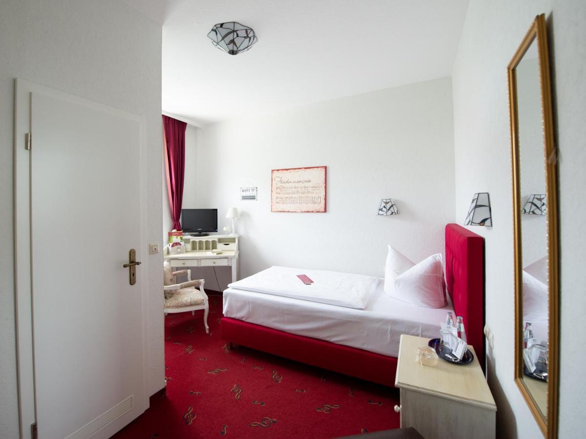 Hotel Zum Vetter Finsterwalde Ngoại thất bức ảnh